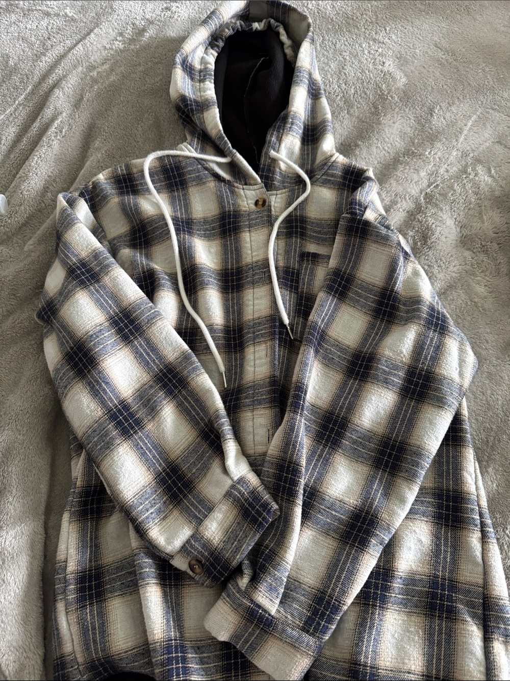 SHEIN Plaid Hooded Flannel Jacket in Navy and Cream
